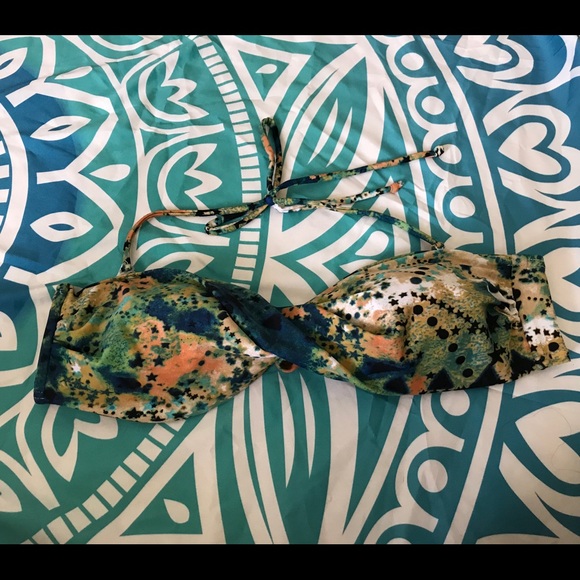 Women’s Bikini - Picture 5 of 5